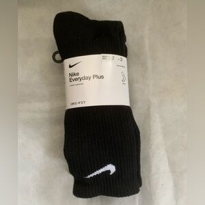 NWT Men's Nike Everyday Plus Black Dri-FIT Socks Size 8-12